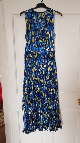 Ladies dresses size used uk - used,