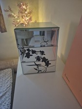 Beautiful 3 Draw Mirrored