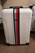 Tommy Hilfiger Hard Shell