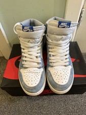 Air Jordan 1 Hyper Royal High