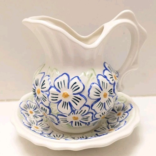 Lovely vintage studio pottery - lovely,