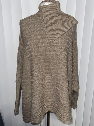 Soft beige poncho - soft,
