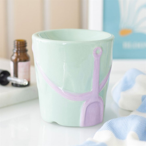 Pastel bucket and spade - and,