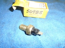 Fiat Ritmo II 105TC, 125TC, 130TC, Lancia Thema 8.32 NOS Oil Pressure Switch