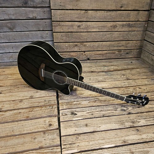 Electro acoustic guitar - acoustic, yamaha
