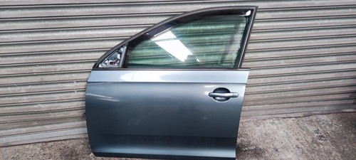 Skoda rapid 2016 complete door - skoda,