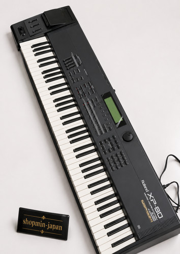 Roland synthesizer - xp-80,
