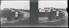 Family Car, Stereoscopic Glass