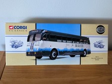 Corgi 98473 Yellow Coach 743