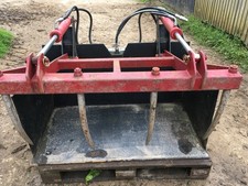 Euro Fitting Tractor Farm Smallholding Muck Grab Good Condition New Pipes Fitted