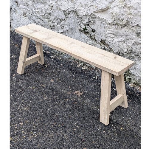 Milking bench natural light - milking,