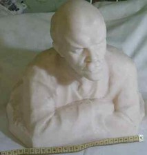 Vintage statue figurine - g,