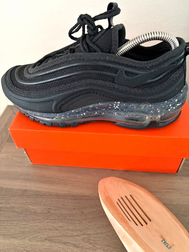 Nike air max - max, coca-cola