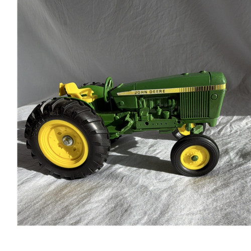 John deere ertl diecast toy - john,