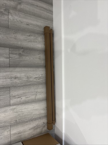 Retractable parcel shelf - retractable,