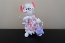 2003 Annalee Girl Mouse Purse