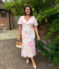 Midi Dress Women's Blush Pink Floral Chiffon Flutter Sleeve V-Neck Occasion