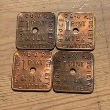 Job lot vintage tokens - vintage, goole
