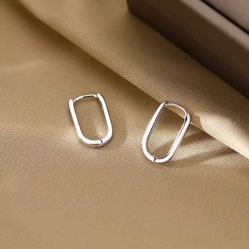 Beautiful long oval hoop - oval,