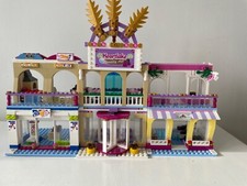 LEGO FRIENDS: Heartlake