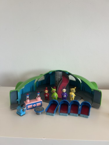 Vintage 1996 teletubbies home - teletubbies,