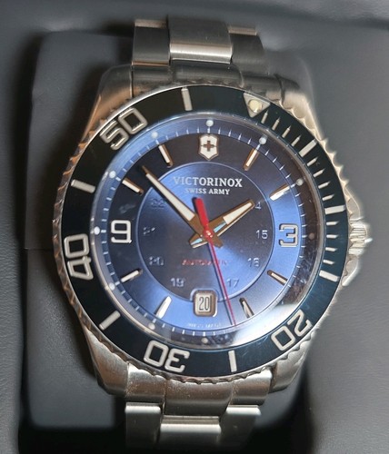 Victorinox swiss army maverick - swiss,