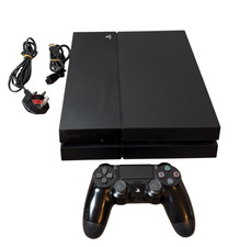 Sony PlayStation 4 (PS4) -