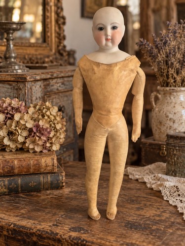 Antique french doll - doll, tête