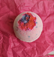 LUSH Sakura / Equity Bath Bomb