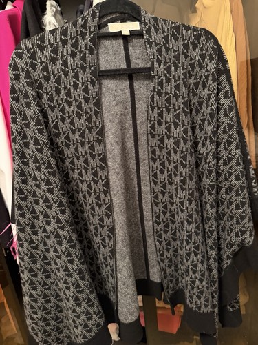 Beautiful michael kors poncho - kors,