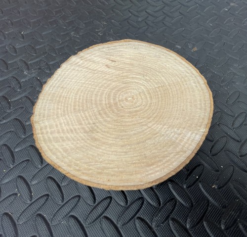 Ash round wood slice working - ash,