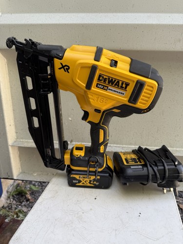 Dewalt dcn660n 18v cordless - dewalt,