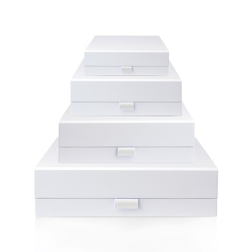 White magnetic gift - white, box