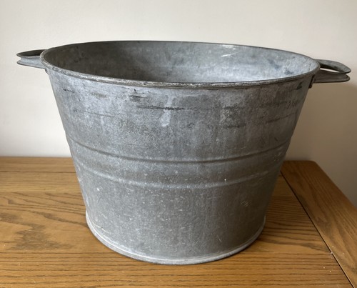Vintage galvanised bath - galvanised,