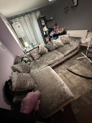 Crushed velvet shaped corner - l-shaped,