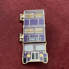 Harry Potter Poppins collectibles Knightbus Knight Bus shrunken head opening Pin