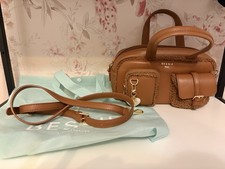BESSIE LONDON MULTI-POCKET BAG