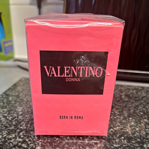 Valentino donna born roma - born, in
