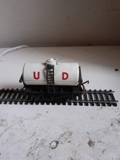 Triang Hornby UD MILK TANKER WAGON. OO Gauge 