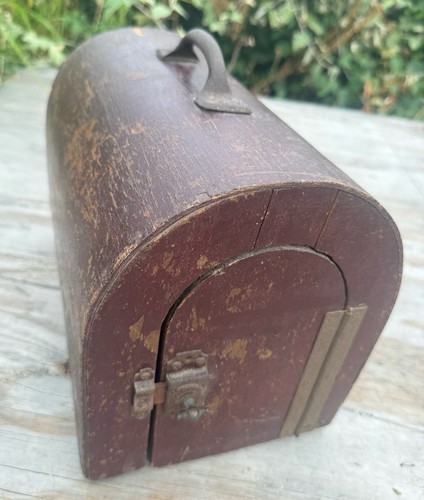 Racing pigeon antique wooden - racing,