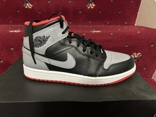 Air Jordan 1 Mid Black/Fire