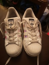 WOMEN ADIDAS La marque aux 3