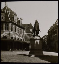 COEN MONUMENT & WEIGH HOUSE HOORN NETHERLANDS C1920 PHOTO Magic Lantern Slide