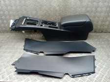 VOLKSWAGEN PASSAT CENTRE