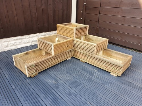 Tiered shape corner garden - shape,