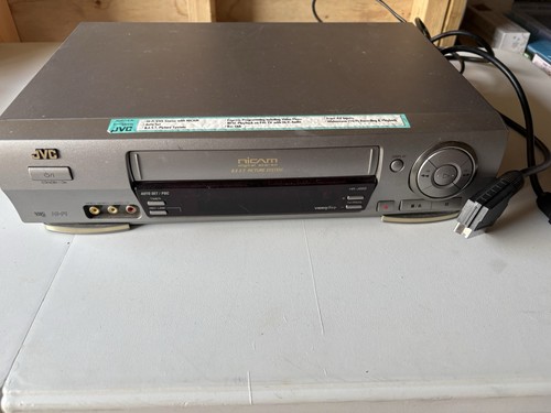 Jvc j665ek vhs - hr-j665ek, video
