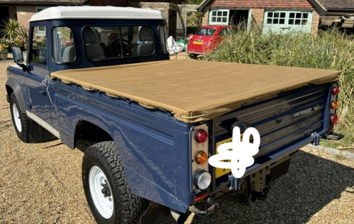Land rover defender 110 waxed - rover,