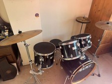 Mapex V Series Drum Kit with