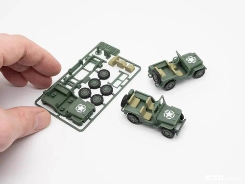 Military jeep model plate - 1/72,