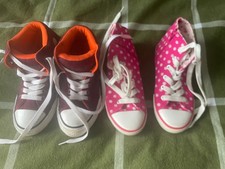 Kids Converse High Top Size UK 1.5 (burgundy) +Cath kids High tops size 2 (Pink